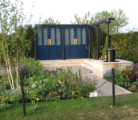 Planting at Malvern Flower Show 2009